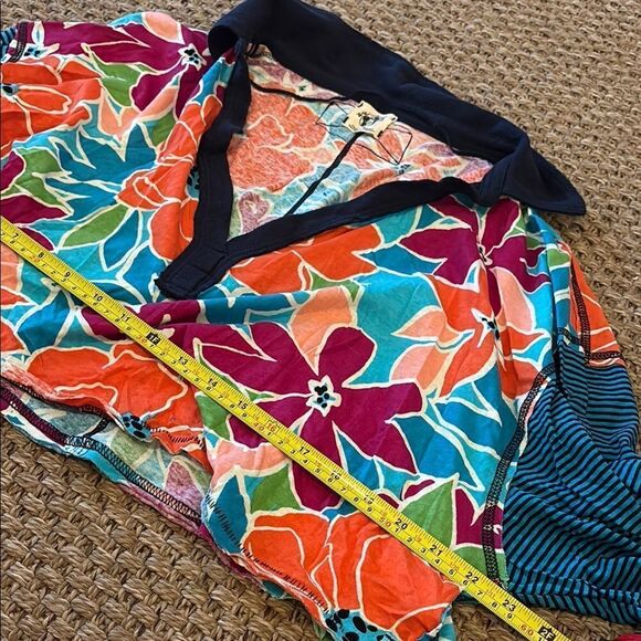 We The Free Colorful Abstract Polo Shirt - Picture 9 of 9